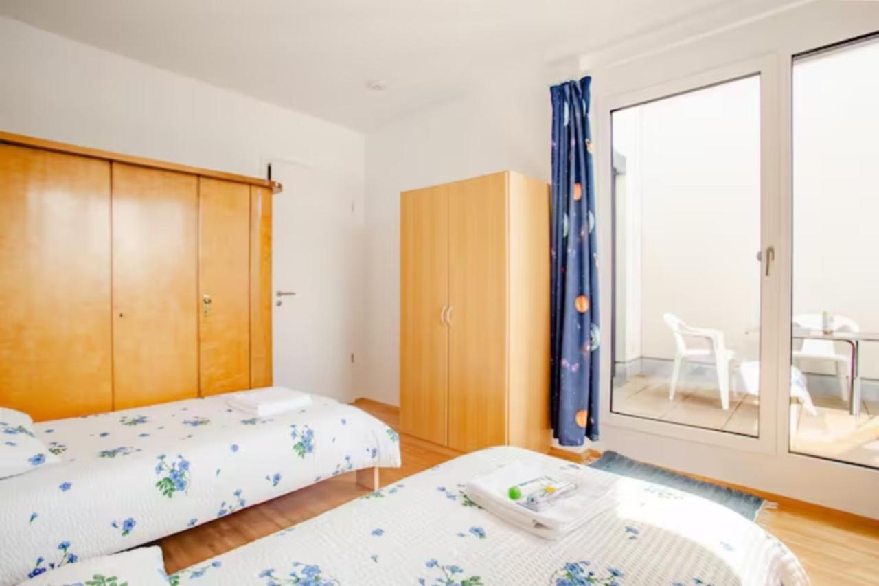 Beautiful Room With Balcony Direction To Messe Hanovra Exterior foto